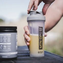 BRUSH CRUSHER -Mtn Ops Shop Brush Crusher Lifestyle carousel 2 f4716062 a075 486b 8dc2 d107a3d7b302