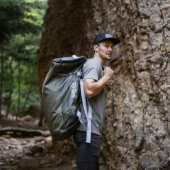 LONG HAUL DUFFEL -Mtn Ops Shop Long Haul Duffel Bag Loden small carousel 4