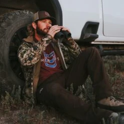 PENNANT TEE -Mtn Ops Shop pennant teeshirt8205484301 763566