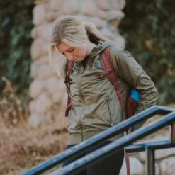 STREAMLINE WOMENS WINDBREAKER -Mtn Ops Shop streamline womens windbreakerwindbreaker8463667701 350118