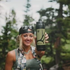 STRONG SIDE SQUEEZE BOTTLE -Mtn Ops Shop strong side squeeze bottlebottle8414560032 738652