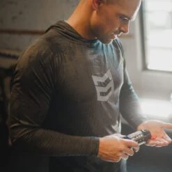 VANQUISH HOODIE -Mtn Ops Shop vanquish hoodielong sleeve8212389701 178183