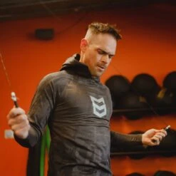 VANQUISH HOODIE -Mtn Ops Shop vanquish hoodielong sleeve8212389701 957976