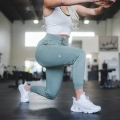 WOMEN'S REVIVE JOGGER -Mtn Ops Shop womens revive joggerjogger8494269900 502364